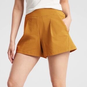 Athleta Textured Brooklyn Short Size 16 Gold‎ Orange Color